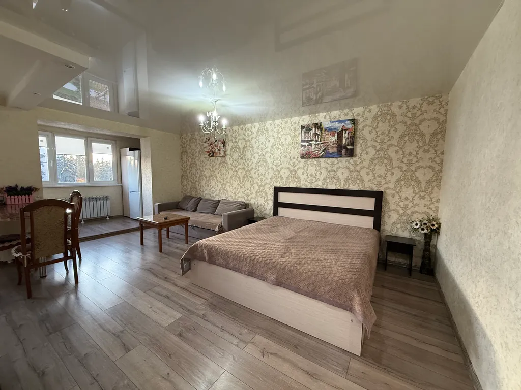 Квартира Уютная студия с видом на Белый дом и парк — аренда посуточно в Нальчик