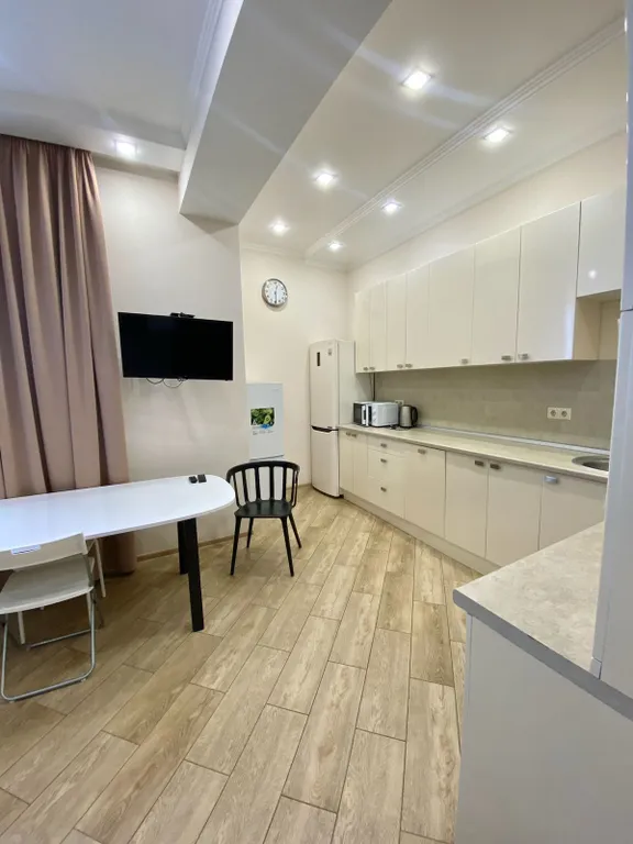 Евродвухкомнатный апартамент с видом на горы