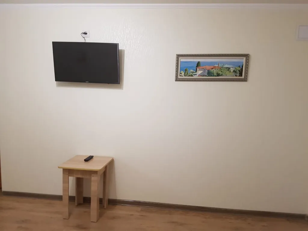 Отдельный дом под ключ с автостоянкой, без животных