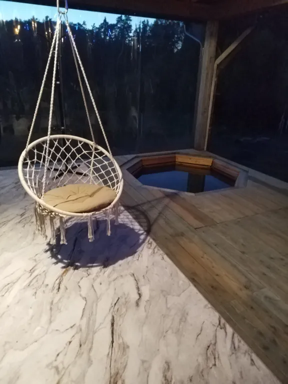 Уютный дом с русской баней на пруду у леса