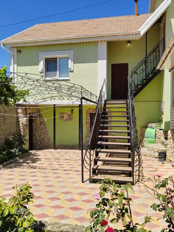 Уютный дом в черте поселка