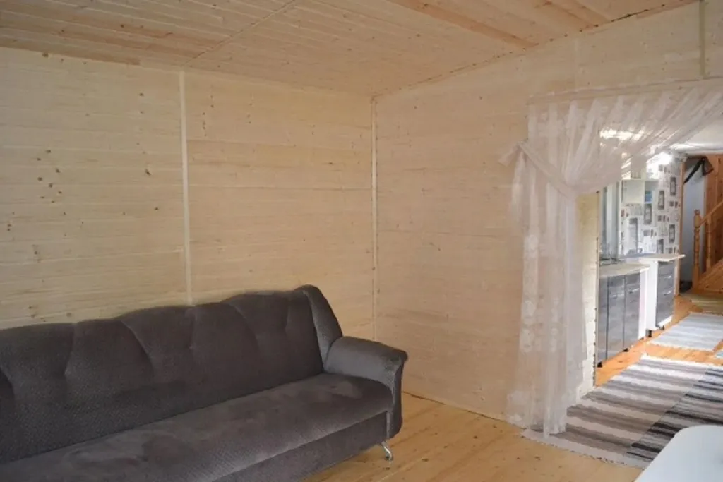 Дом-баня на берегу озера Уросозеро