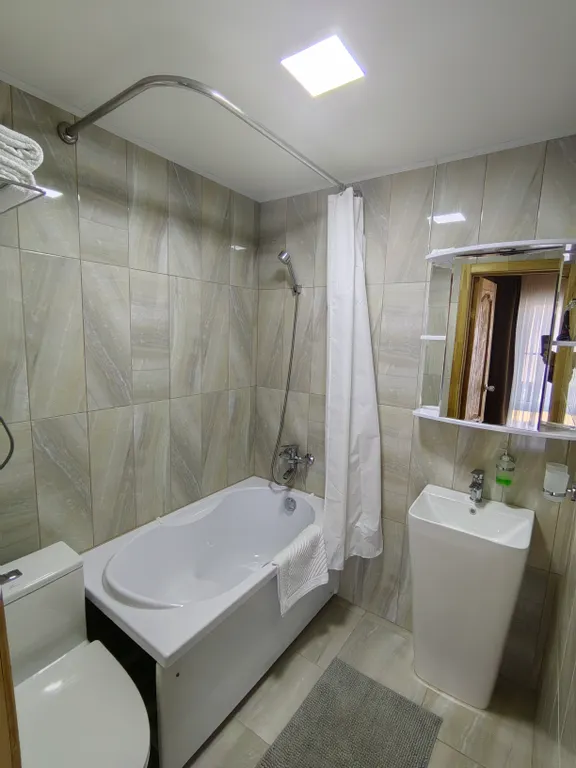 Квартира Квартира Уютная чистая студия — Сириус