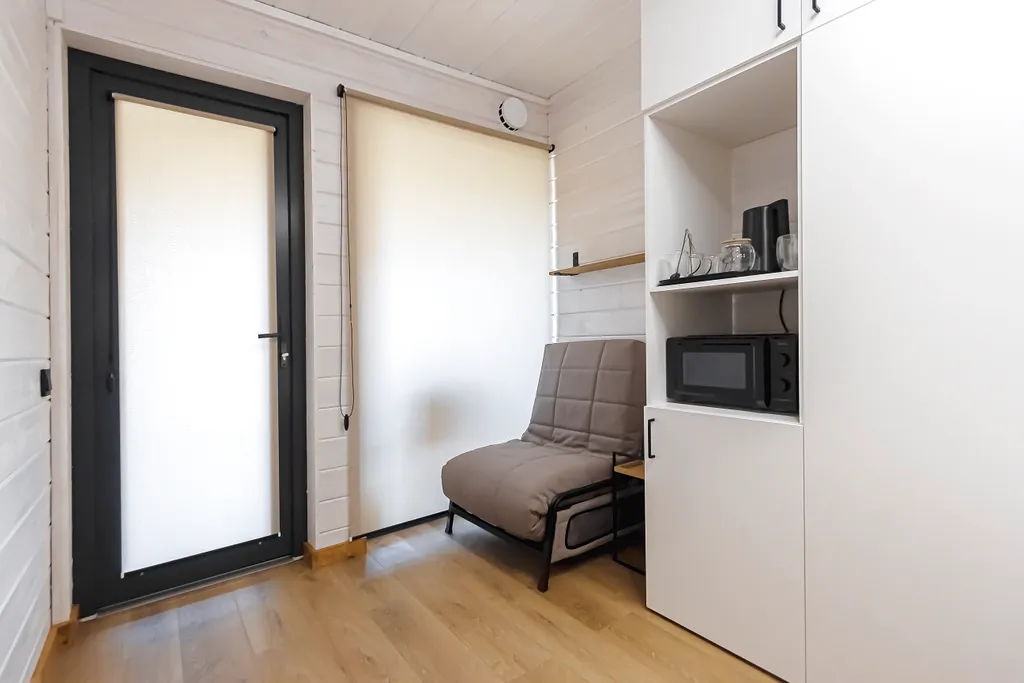 Небольшой домик с видом на Гуамское ущелье