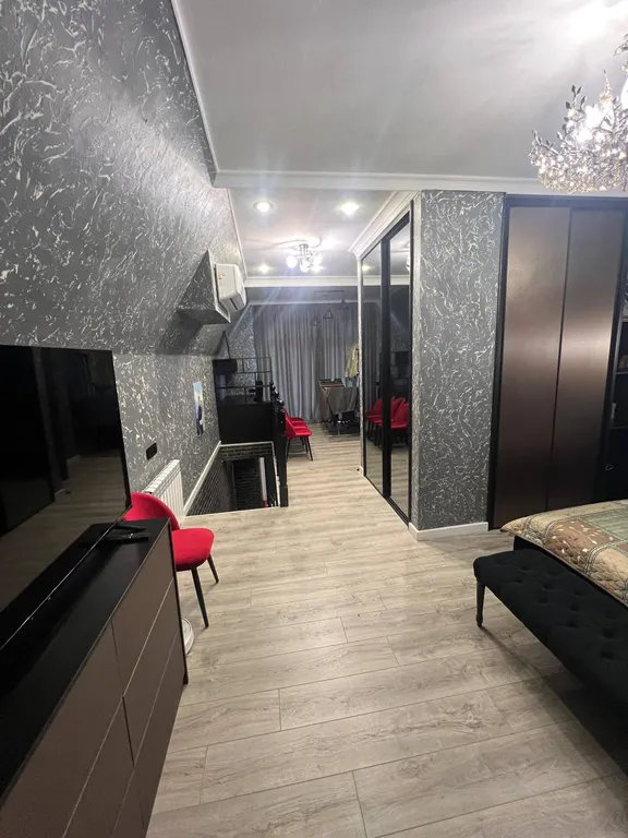 Гостевой дом с дизайнерским ремонтом с видом на горы