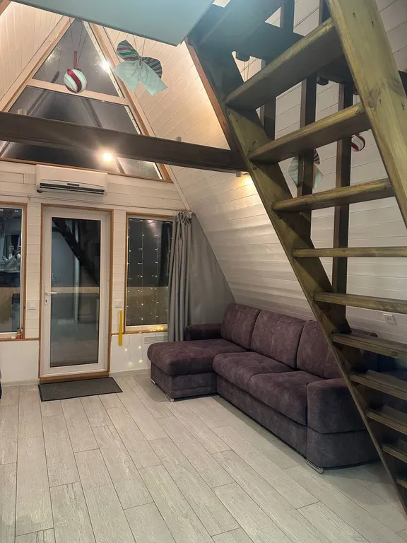 Уютные домики в стиле а-фрейм