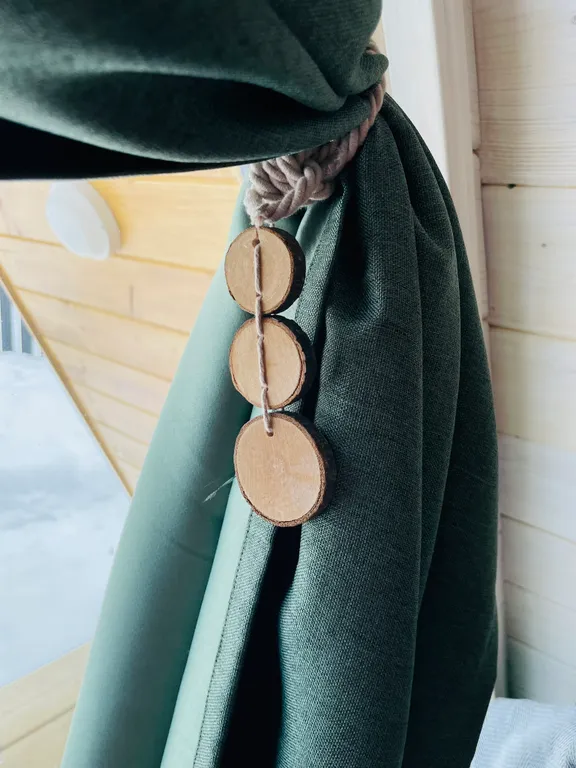 Треугольный дом