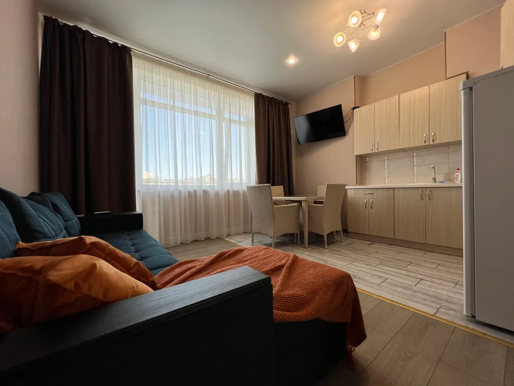 Квартира Квартира 1 к.кв. пляж 5 мин езды парк Победы Херсонес не берем плату за клининг — Севастополь