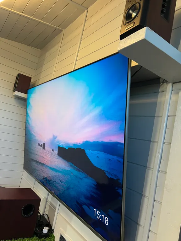 Уютный дом с видом на реку