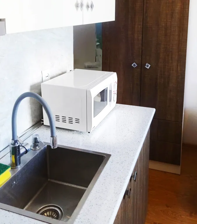 Солнечная квартира-студия с прекрасным видом в центре