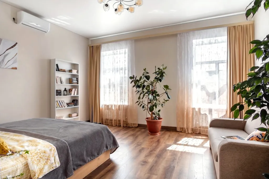 Квартира c Двумя Раздельными Спальнями и Балконом