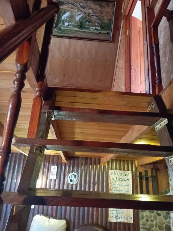 Двухэтажный домик в тихом уголке на реке Белая