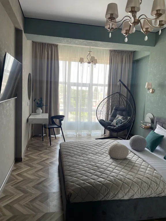 Сирень с видом на центр Пятигорска