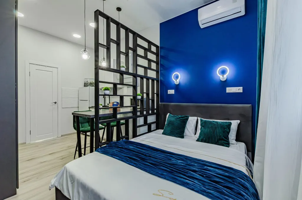 Уютная и красивая студия возле метро рядом с центром города