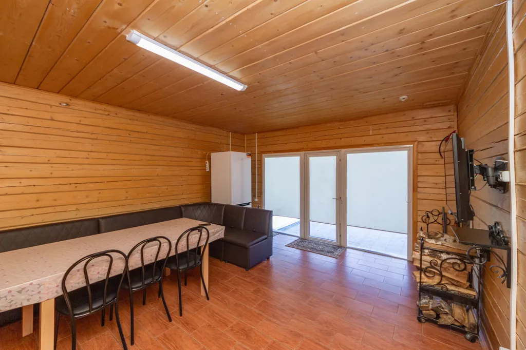 Коттедж в пяти минутах до аэропорта