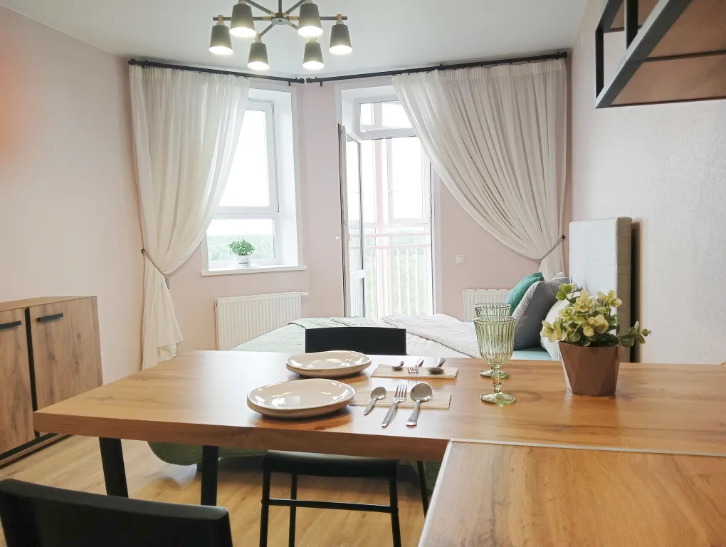 Стильная студия в новом доме комфорт класса ЖК Лес