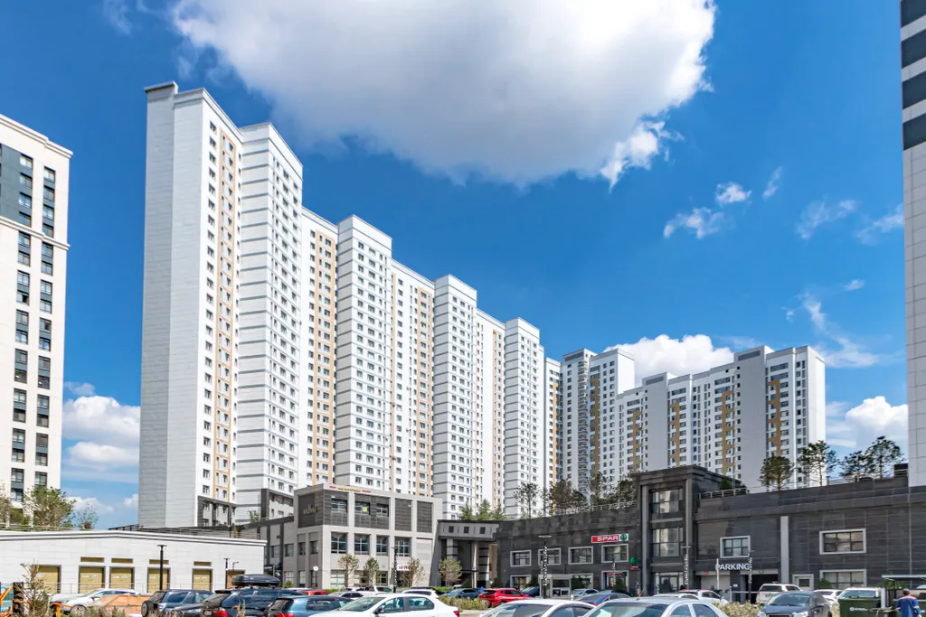 Современная евродвушка рядом с Пирамидой, Highvill Ishim