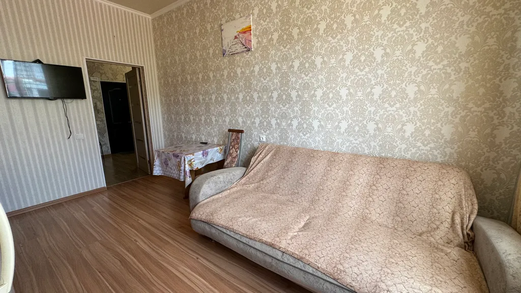 Уютная квартира в центре поселка