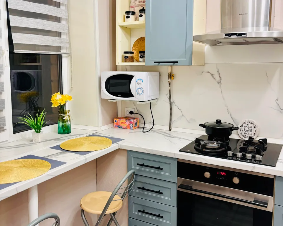 Квартира Уютная и светлая студия в центре — Курск