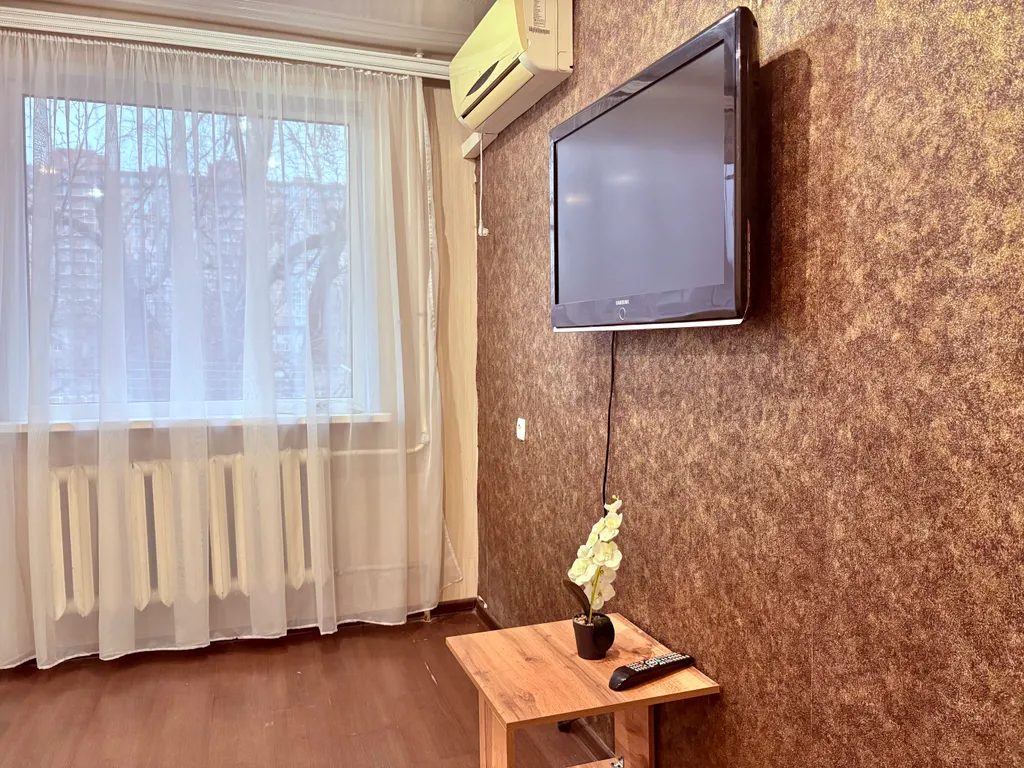 Уютная квартира в Красноармейском районе, клиника зрение