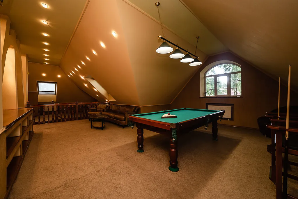 Бассейн и сауна включены