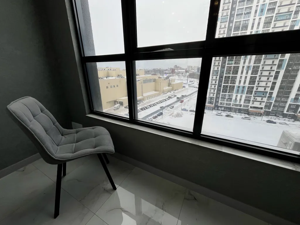 Просторная квартира со стильным интерьером и уютной атмосферой