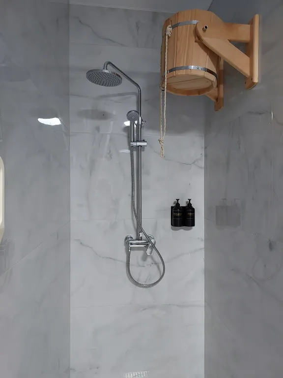 Новый уютный коттедж на берегу реки