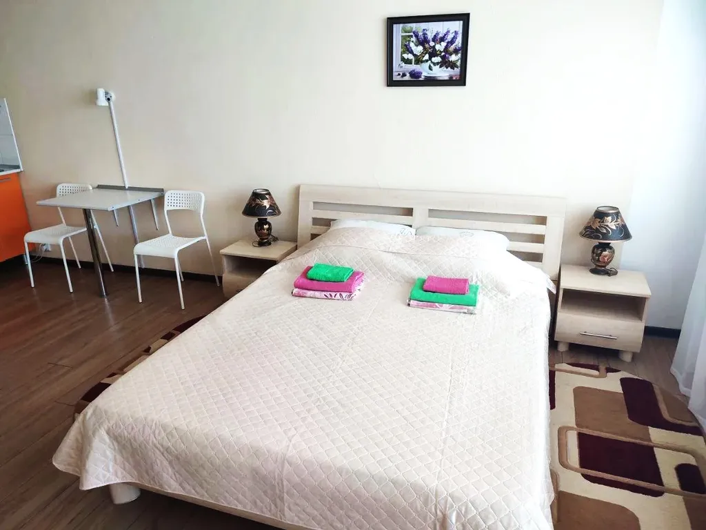 Квартира Апартаменты 7,9 с кухней и балконом, с частичным видом на море — аренда посуточно в Утес