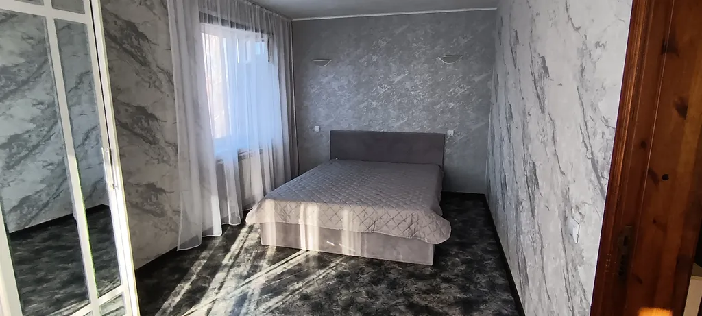 Светлая, уютная квартира в шаговой доступности от исторического центра — аренда посуточно в Выборг