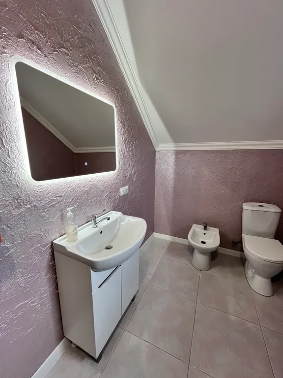 Дом с баней, джакузи и летним бассейном