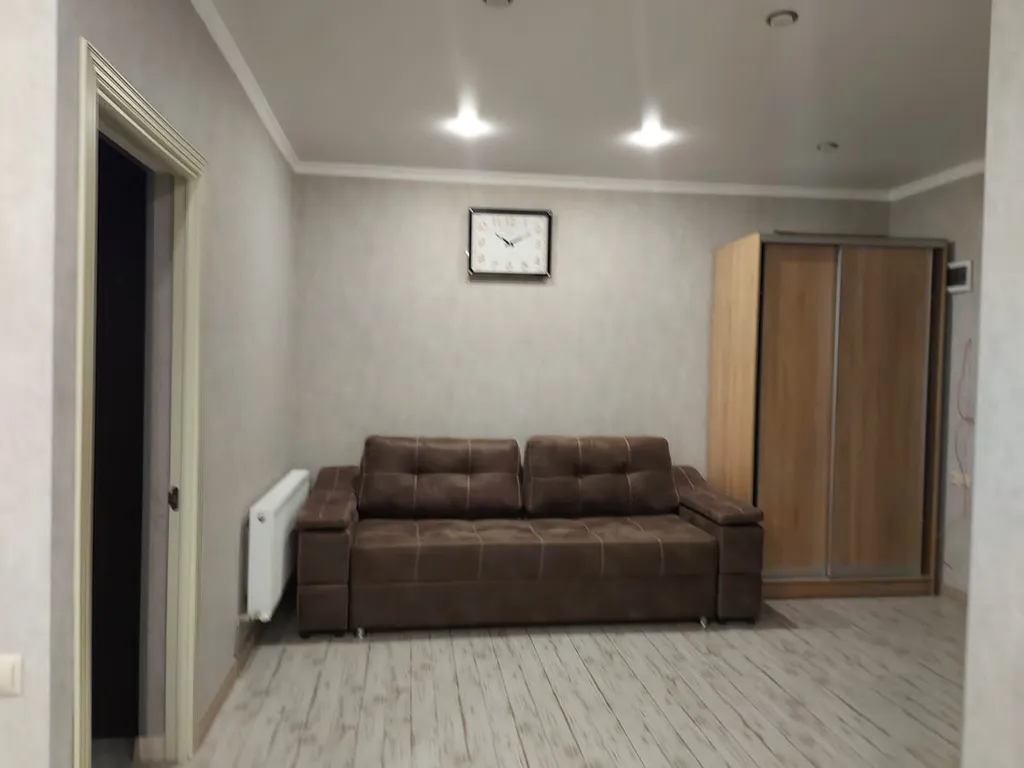 Абсолютно новая квартира, недалеко от центра города