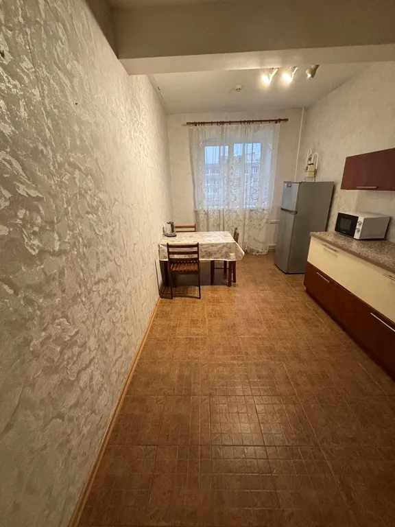 Двухкомнатная просторная квартира