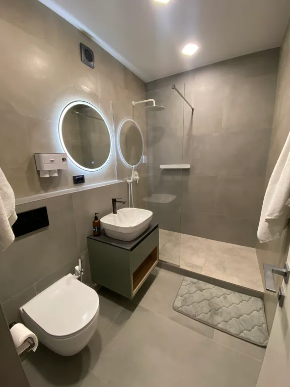 Новая однокомнатная квартира с дизайнерским ремонтом