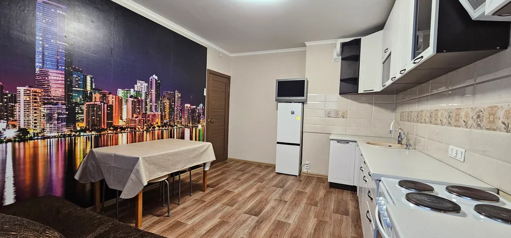 Современные трехкомнатные апартаменты на 14 этаже