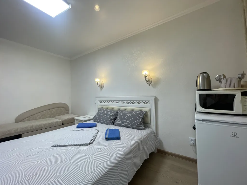 Квартира Апартаменты с видом на море — аренда посуточно в Алупка