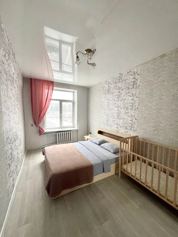 Квартира с видом на фонтаны и театр