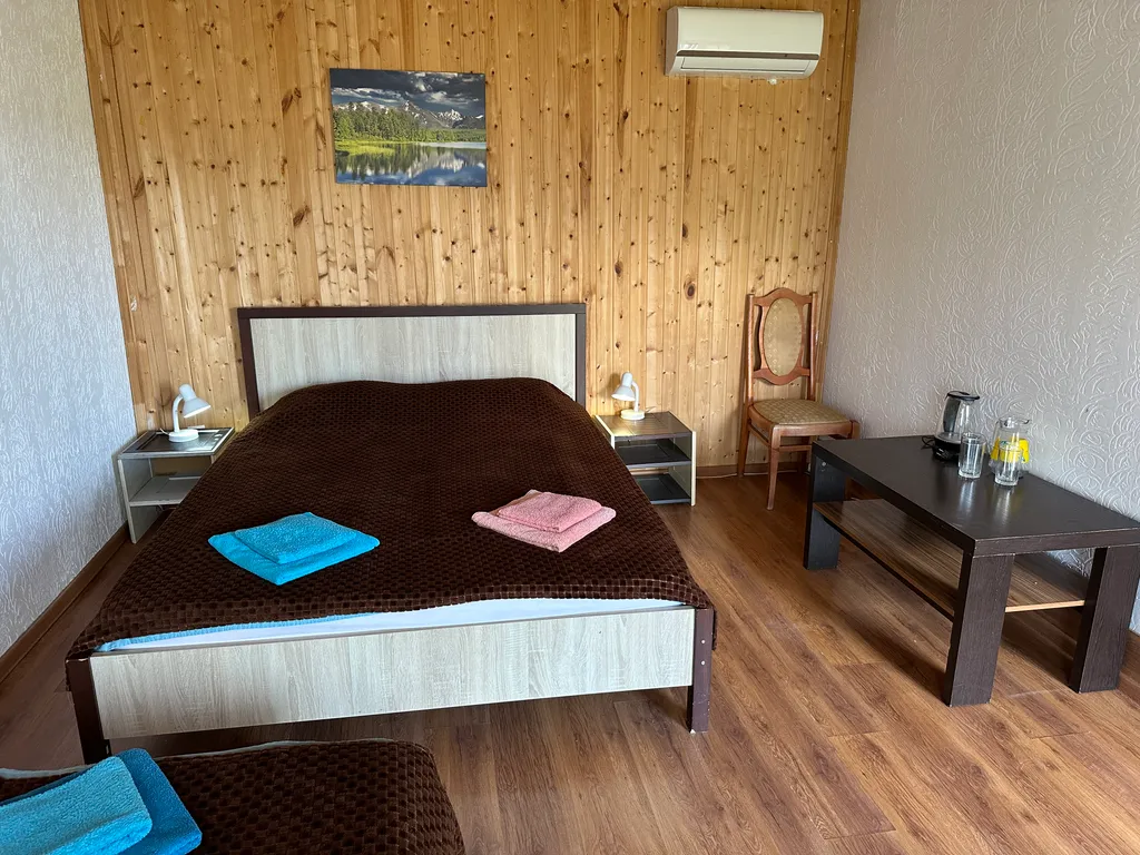 Уютный дом на территории частого обьекта