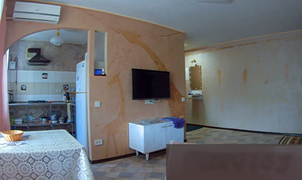 Евро-трехкомнатная квартира в 100 метрах от моря