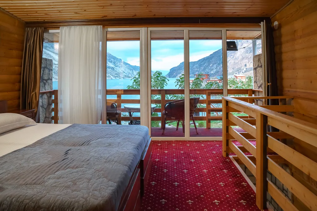 Коттедж с видом на Сулакский каньон