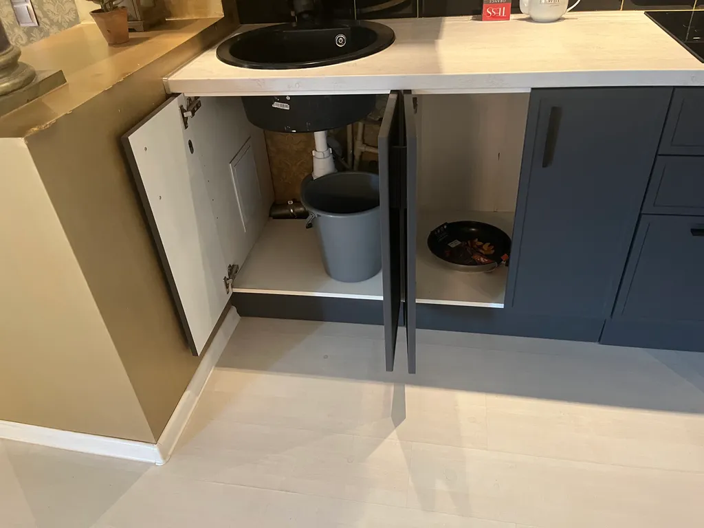 Уютный дом с бассейном, сауной и камином