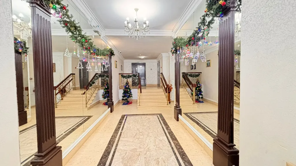 Двухкомнатная квартира на набережной