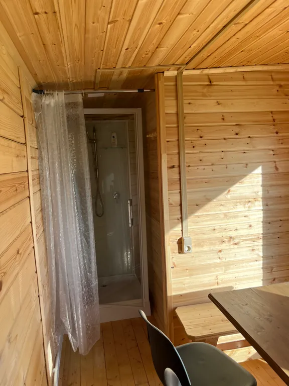 Дом в прибрежном парке