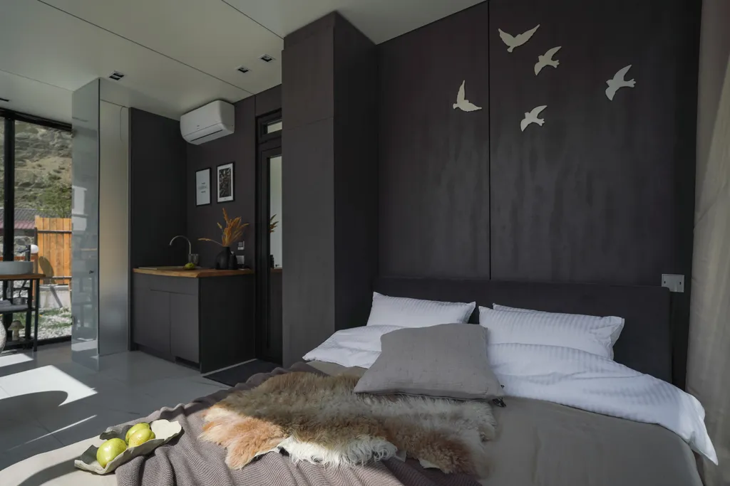 Зеркальный коттедж Alpina House 2