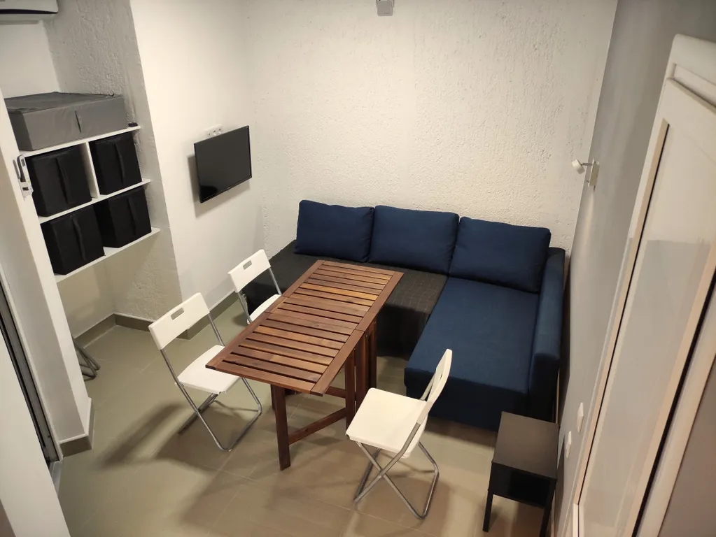 Семейные апартаменты с выходом в сад