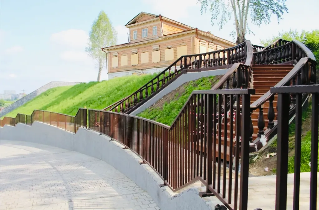 Квартира 2-комнатная квартира на набережной — Тюмень