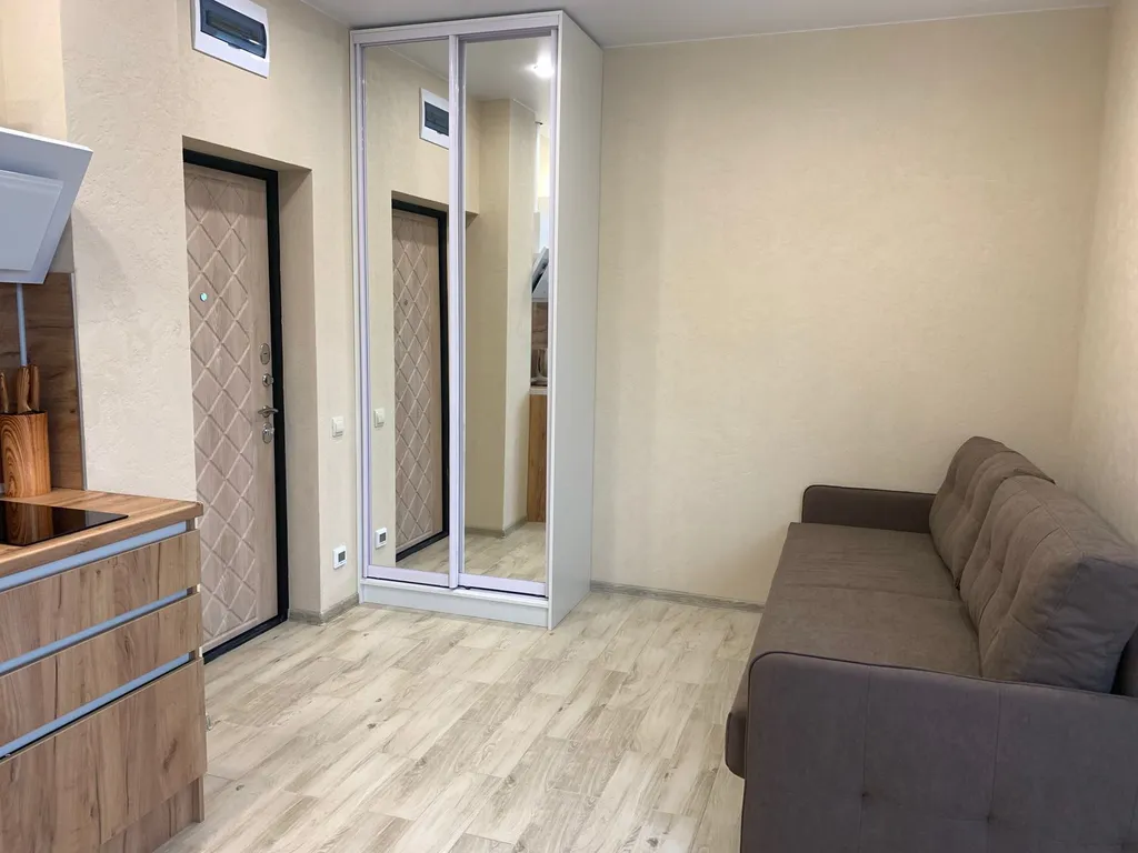 Квартира Квартира Уютная и просторная студия — Сочи