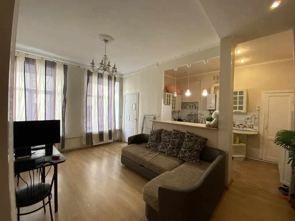 Евротрехкомнатная квартира у Невского