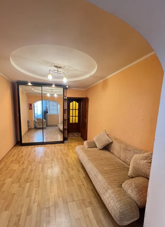 Отличная 2-х комнатная квартира в центре города — аренда посуточно в Мариуполь