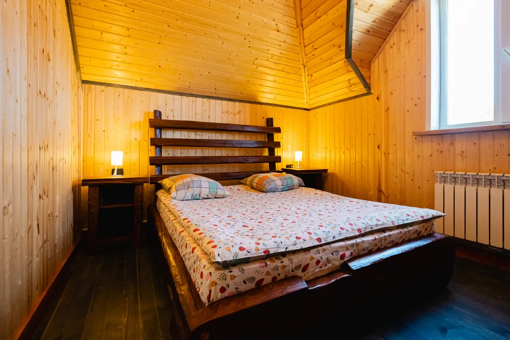 Дом у пруда в Веслево