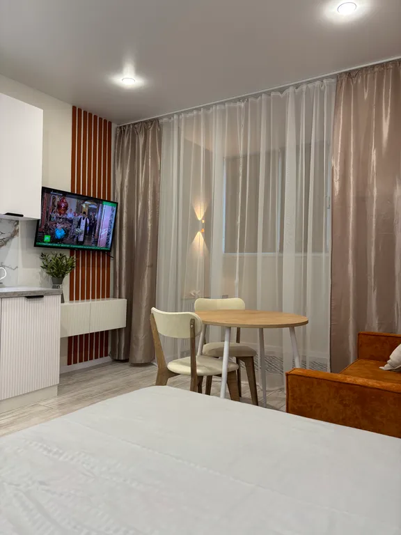 Студия с дизайнерским ремонтом